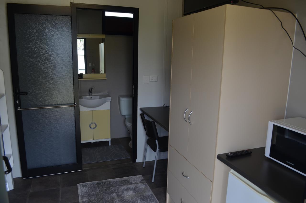 Wondai Accommodation Units And Villas Buitenkant foto